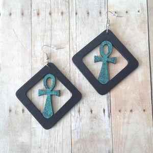 Payton Ankh Earrings